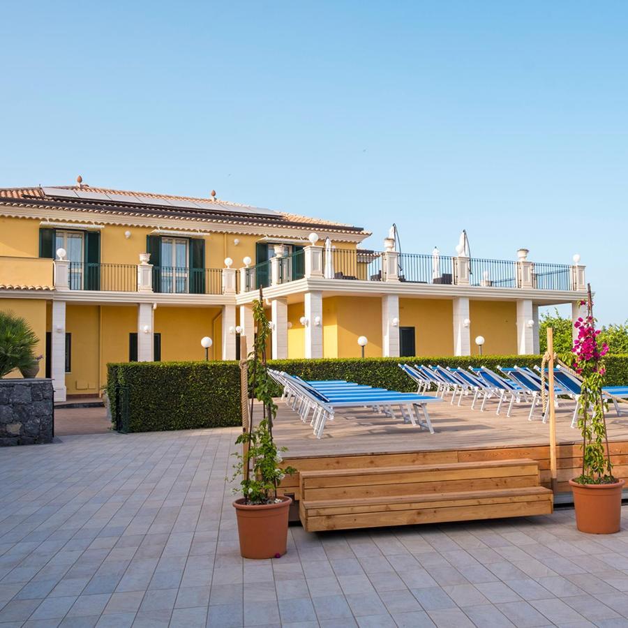 Zahra Agriturismo Acireale Exterior photo